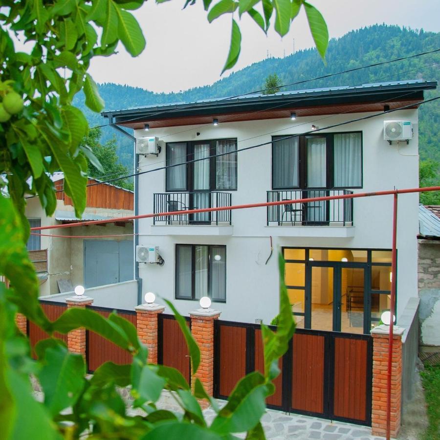 Likani Home Borzsomi Kültér fotó
